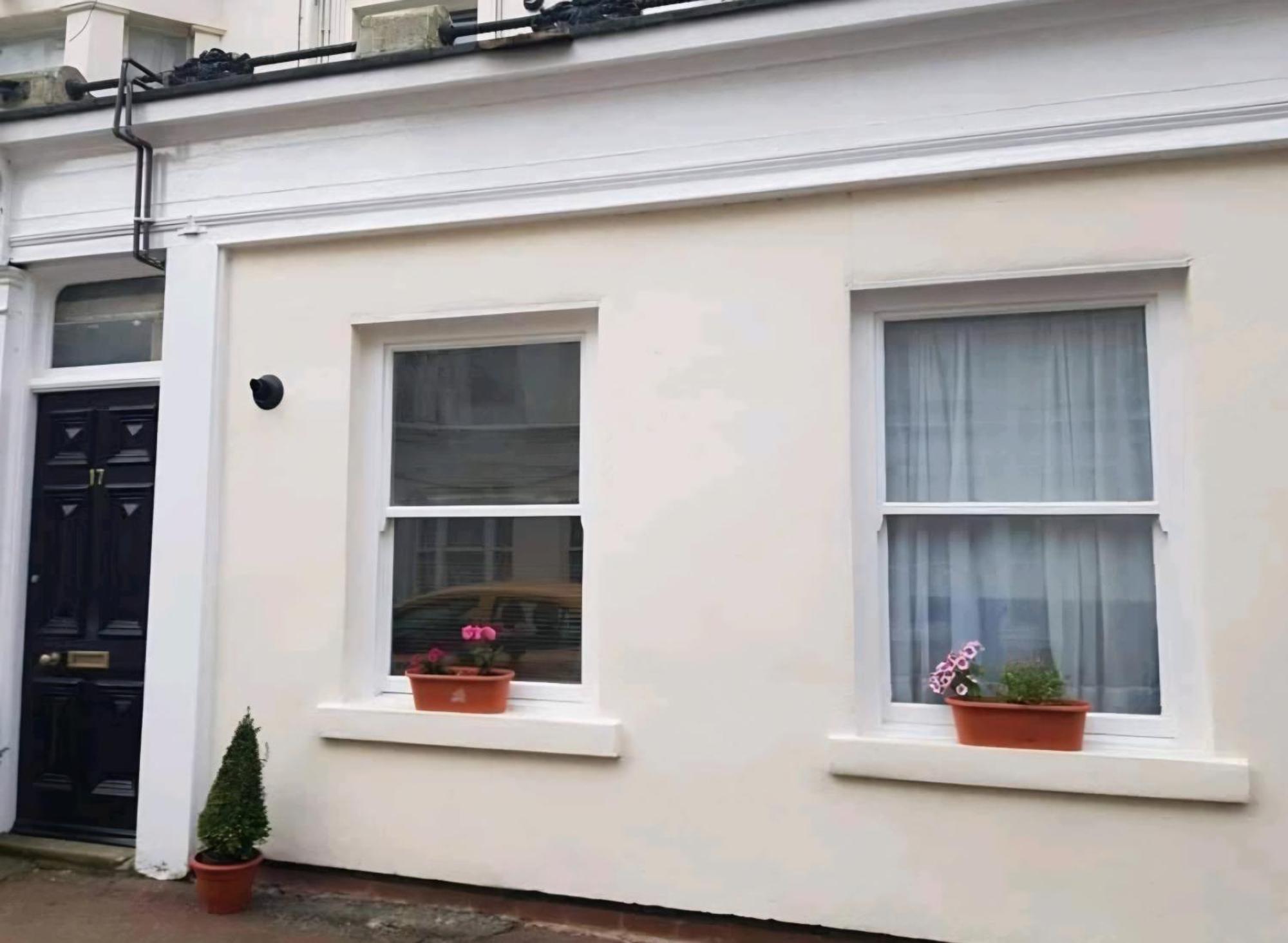 Stones Throw Scarborough Exterior foto